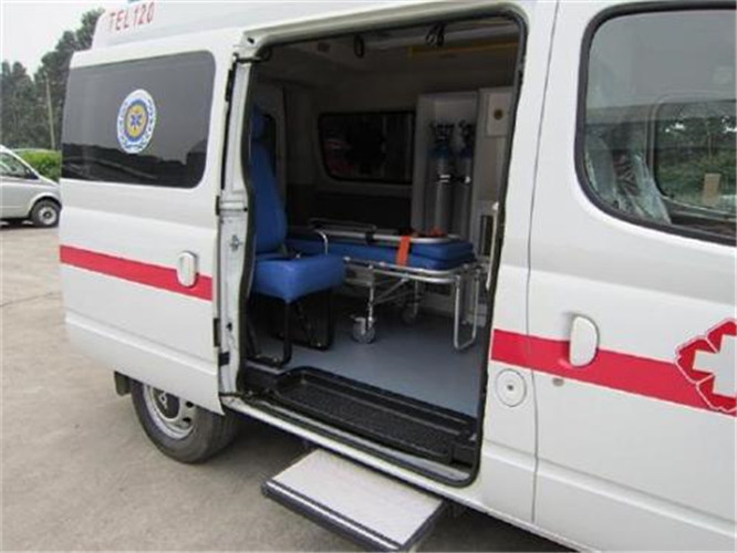 盈江救护车出租服务案例7